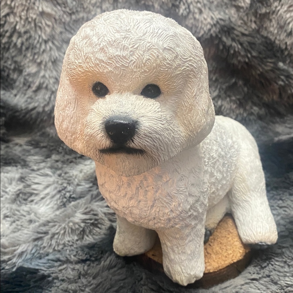 Sandicast White Dog Figurine - Picture 3 of 16